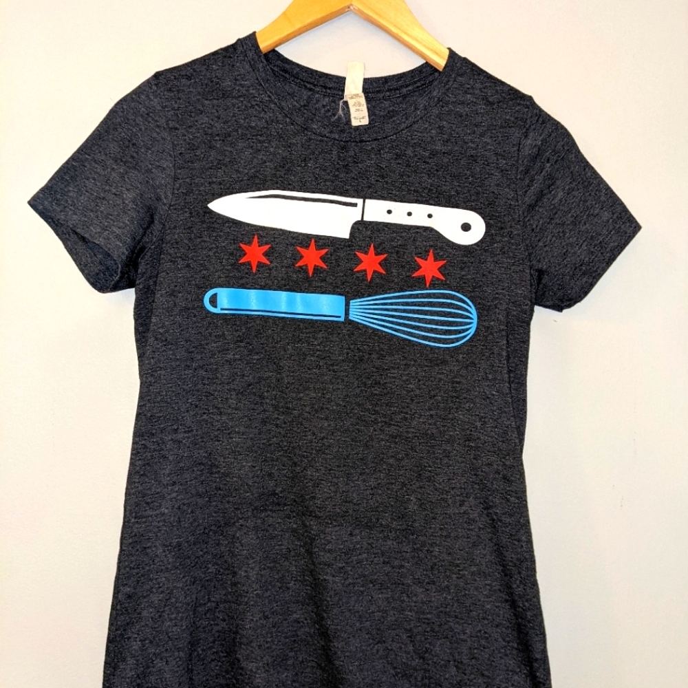 Chicago Chef t-shirt size Women's L, dark grey